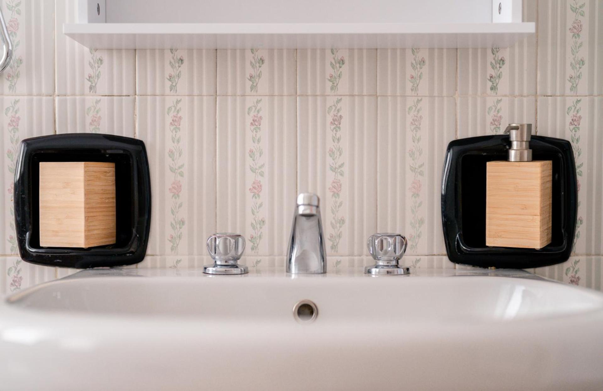 Dnart Holidays Home Blevio Bagian luar foto